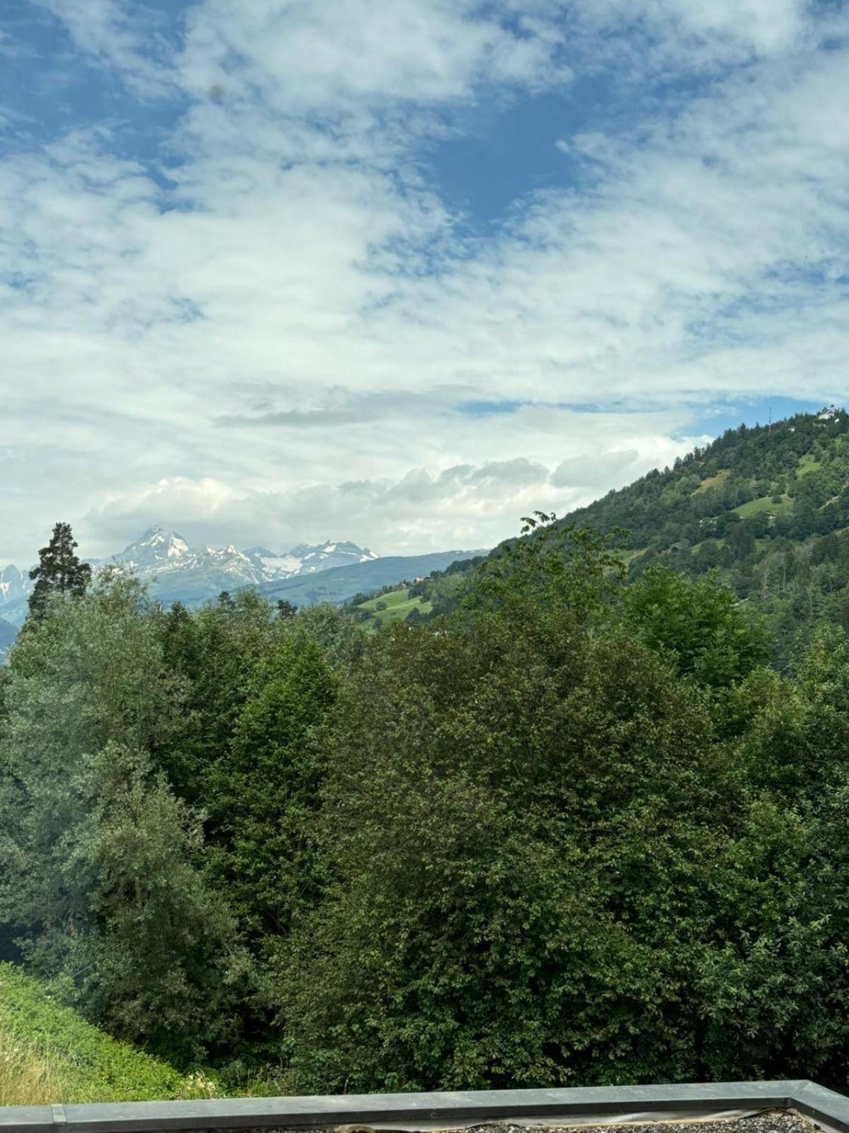 Landgasthof Zum Glenner Ilanz/Glion Exteriér fotografie