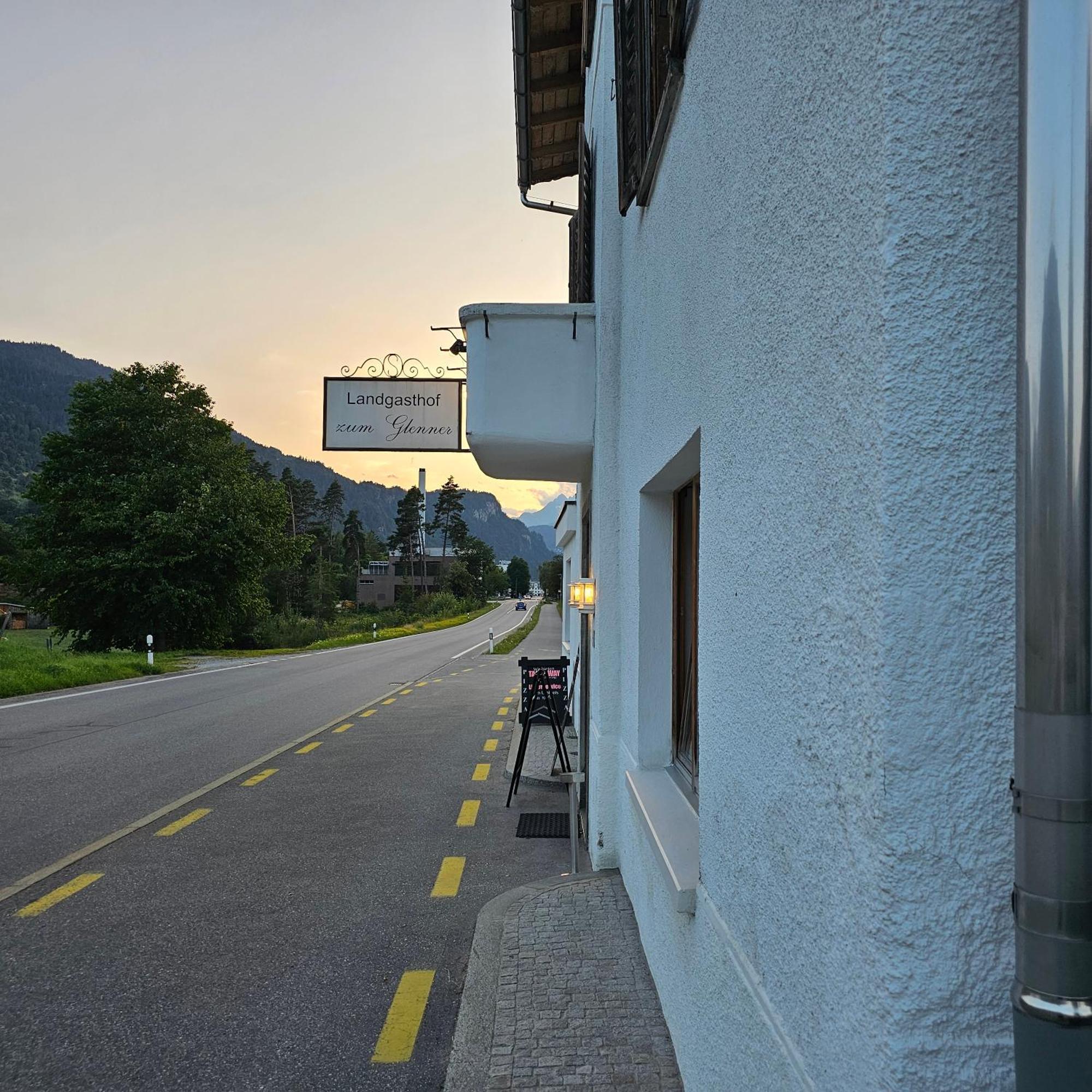 Landgasthof Zum Glenner Ilanz/Glion Exteriér fotografie