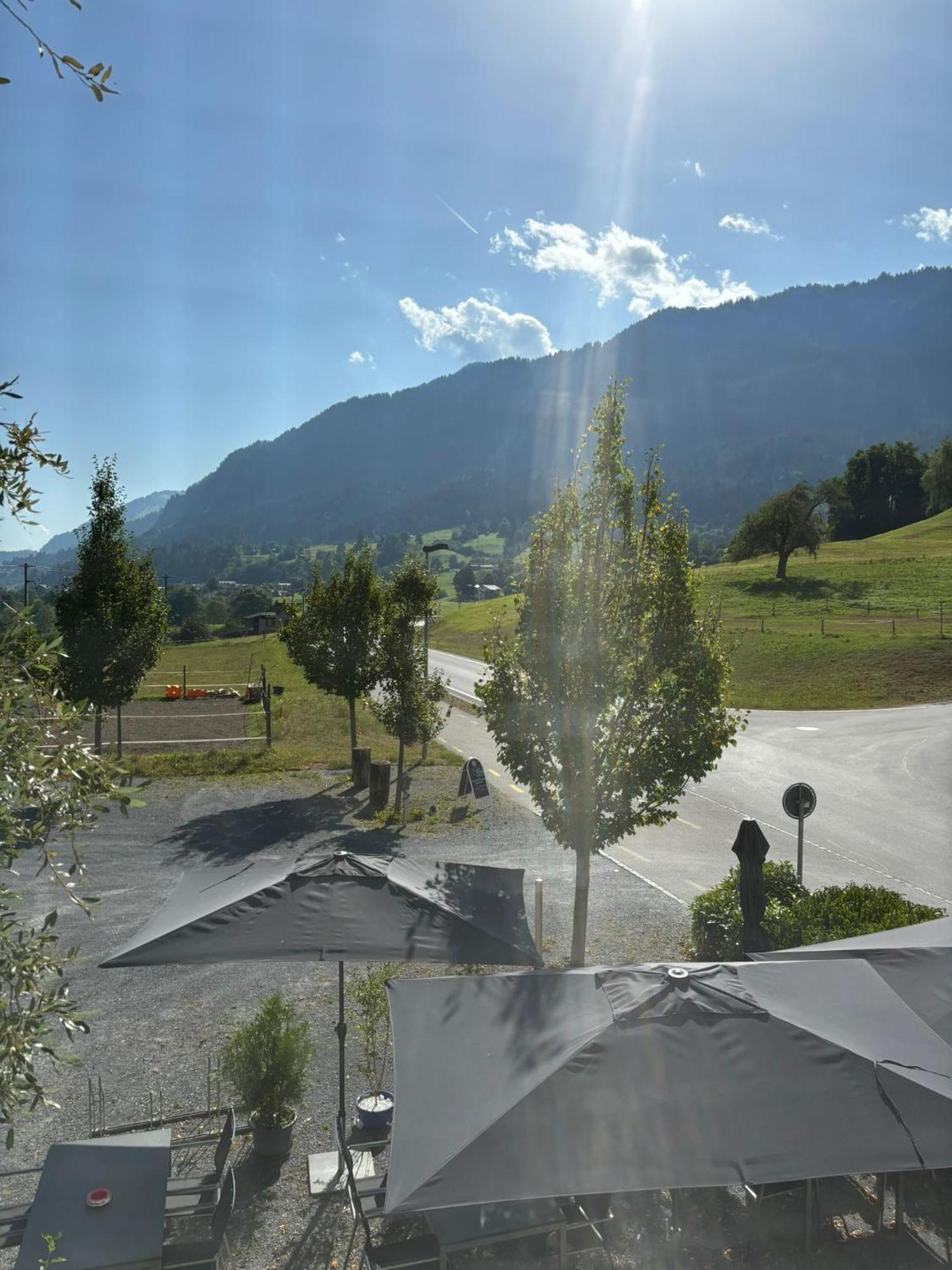 Landgasthof Zum Glenner Ilanz/Glion Exteriér fotografie